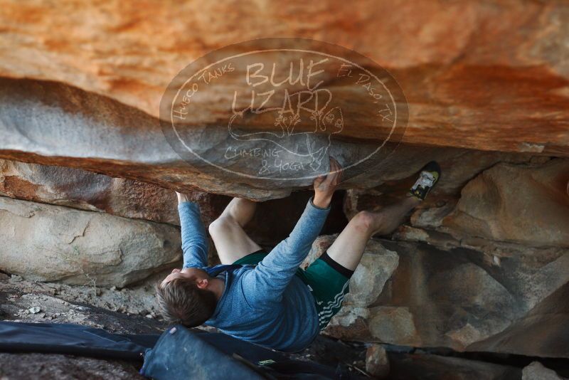 

Filename: SRM_20180128_1558220.jpg
Aperture: f/2.8
Shutter Speed: 1/250
Body: Canon EOS-1D Mark II
Lens: Canon EF 50mm f/1.8 II