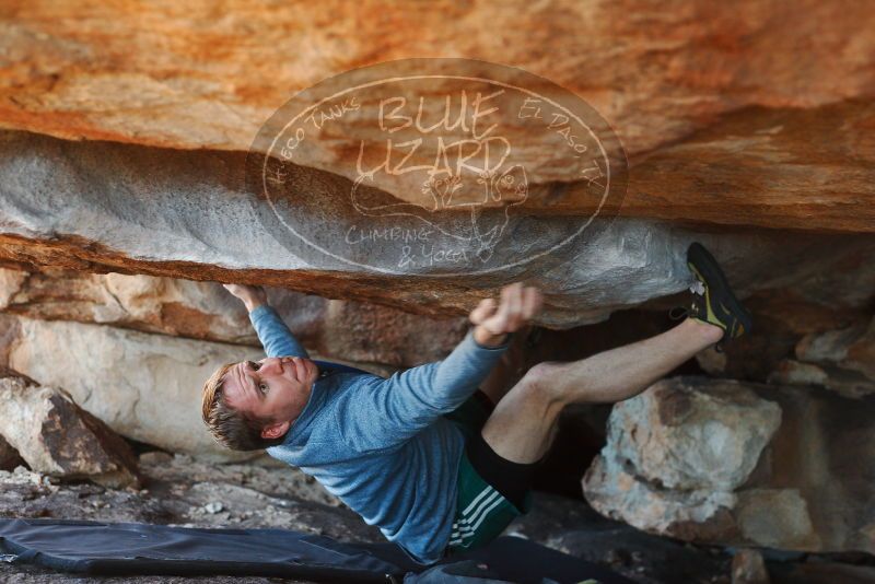 

Filename: SRM_20180128_1559440.jpg
Aperture: f/3.2
Shutter Speed: 1/250
Body: Canon EOS-1D Mark II
Lens: Canon EF 50mm f/1.8 II