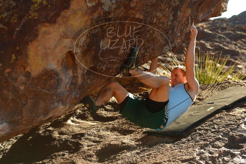 

Filename: SRM_20180128_1629361.jpg
Aperture: f/3.2
Shutter Speed: 1/250
Body: Canon EOS-1D Mark II
Lens: Canon EF 50mm f/1.8 II