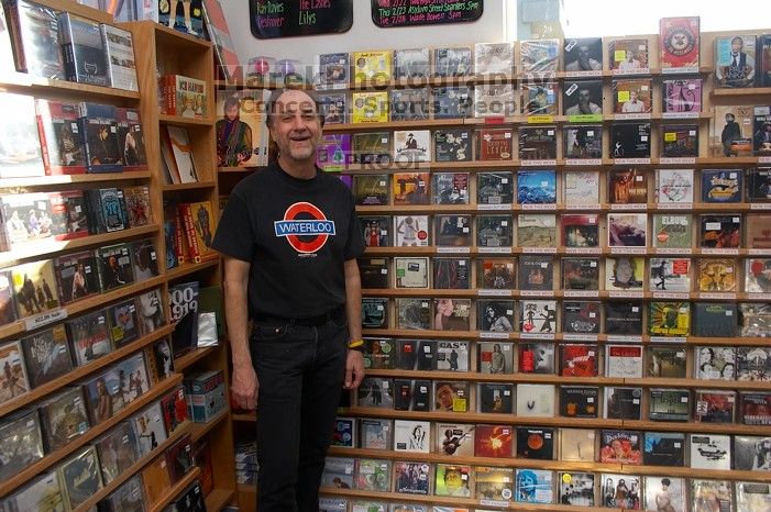 1020409145

Filename: SRM_20060223_163804_1.jpg
Aperture: f/5.6
Shutter Speed: 1/125
Body: Canon EOS 20D
Lens: Canon EF-S 18-55mm f/3.5-5.6