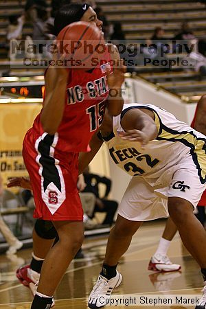 

Filename: img_2460_std.jpg
Aperture: f/2.8
Shutter Speed: 1/320
Body: Canon EOS DIGITAL REBEL
Lens: Canon EF 80-200mm f/2.8 L