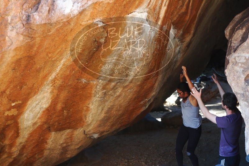 

Filename: SRM_20180127_1655580.jpg
Aperture: f/4.0
Shutter Speed: 1/250
Body: Canon EOS-1D Mark II
Lens: Canon EF 50mm f/1.8 II