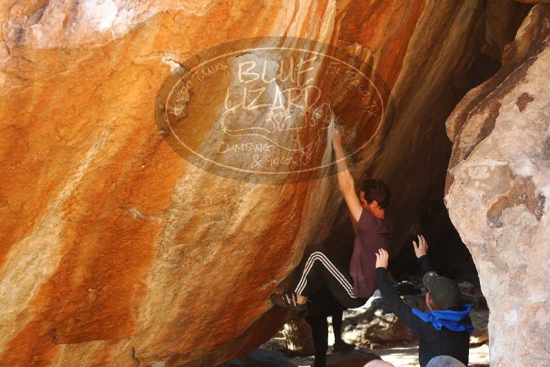 

Filename: SRM_20180127_1647320.jpg
Aperture: f/4.0
Shutter Speed: 1/250
Body: Canon EOS-1D Mark II
Lens: Canon EF 50mm f/1.8 II