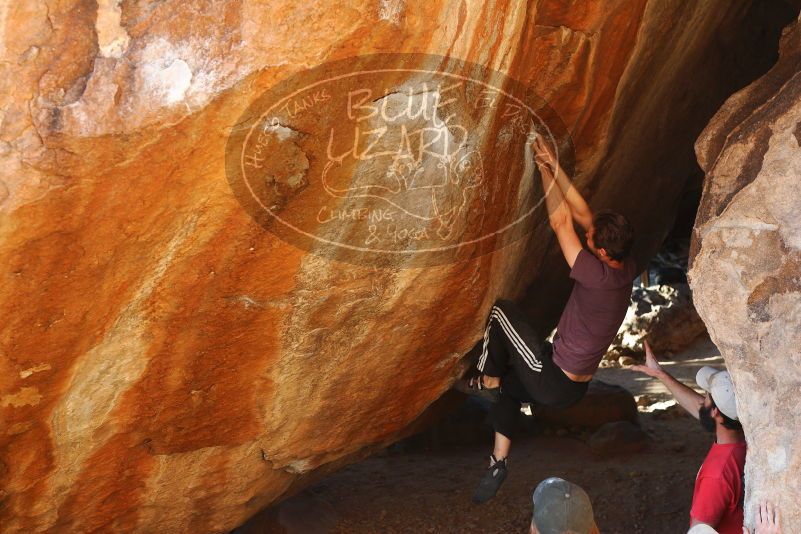 

Filename: SRM_20180127_1709010.jpg
Aperture: f/4.0
Shutter Speed: 1/250
Body: Canon EOS-1D Mark II
Lens: Canon EF 50mm f/1.8 II