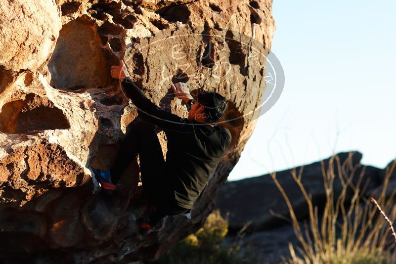 

Filename: SRM_20180127_1800540.jpg
Aperture: f/2.8
Shutter Speed: 1/1600
Body: Canon EOS-1D Mark II
Lens: Canon EF 85mm f/1.2 L II