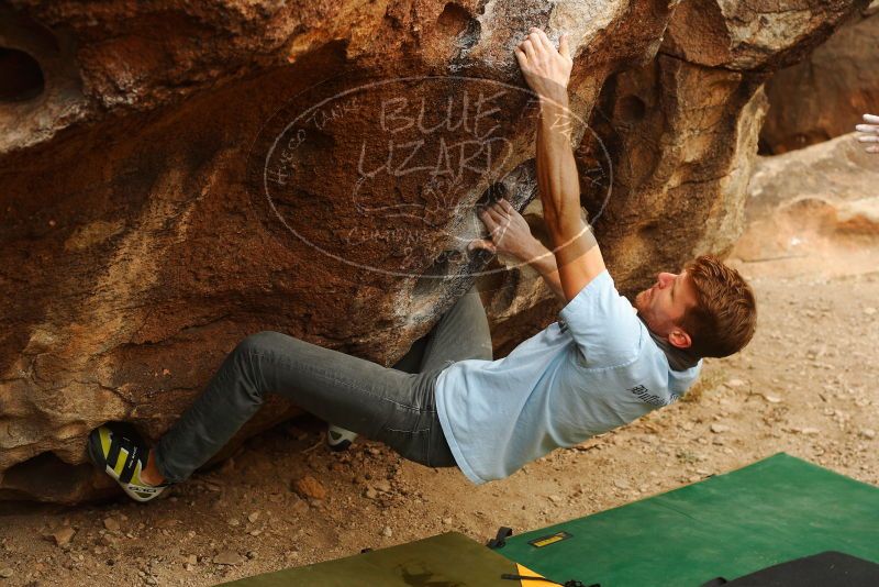 

Filename: SRM_20180126_1026380.jpg
Aperture: f/4.5
Shutter Speed: 1/250
Body: Canon EOS-1D Mark II
Lens: Canon EF 50mm f/1.8 II