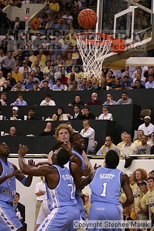 

Filename: img_1406_std.jpg
Aperture: f/2.8
Shutter Speed: 1/320
Body: Canon EOS DIGITAL REBEL
Lens: Canon EF 80-200mm f/2.8 L