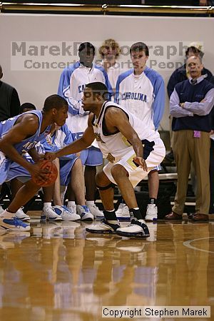 

Filename: img_1573_std.jpg
Aperture: f/2.8
Shutter Speed: 1/320
Body: Canon EOS DIGITAL REBEL
Lens: Canon EF 80-200mm f/2.8 L