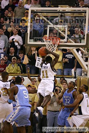 

Filename: img_1570_std.jpg
Aperture: f/2.8
Shutter Speed: 1/320
Body: Canon EOS DIGITAL REBEL
Lens: Canon EF 80-200mm f/2.8 L