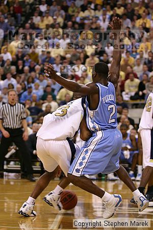 

Filename: img_1399_std.jpg
Aperture: f/2.8
Shutter Speed: 1/320
Body: Canon EOS DIGITAL REBEL
Lens: Canon EF 80-200mm f/2.8 L