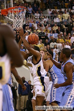 

Filename: img_1458_std.jpg
Aperture: f/2.8
Shutter Speed: 1/320
Body: Canon EOS DIGITAL REBEL
Lens: Canon EF 80-200mm f/2.8 L