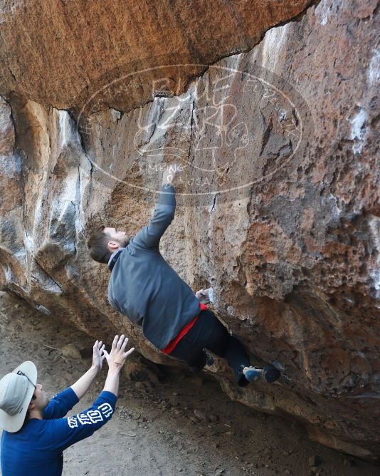 

Filename: SRM_20180223_1258310.jpg
Aperture: f/3.2
Shutter Speed: 1/320
Body: Canon EOS-1D Mark II
Lens: Canon EF 50mm f/1.8 II