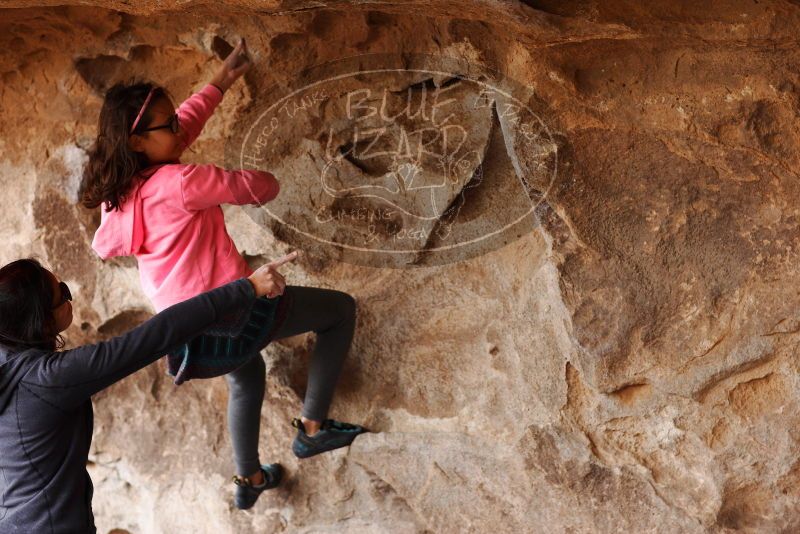 

Filename: SRM_20180310_1459030.jpg
Aperture: f/3.2
Shutter Speed: 1/640
Body: Canon EOS-1D Mark II
Lens: Canon EF 85mm f/1.2 L II