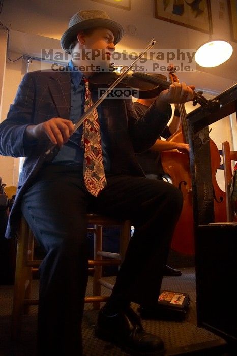 1020409145

Filename: SRM_20060223_172732_5.jpg
Aperture: f/3.5
Shutter Speed: 1/80
Body: Canon EOS 20D
Lens: Canon EF-S 18-55mm f/3.5-5.6