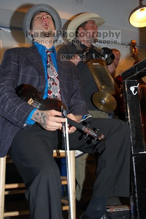 1020409145

Filename: SRM_20060223_171650_8.jpg
Aperture: f/5.6
Shutter Speed: 1/80
Body: Canon EOS 20D
Lens: Canon EF-S 18-55mm f/3.5-5.6