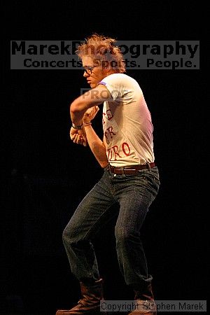 Alpha Tao Omega got1st place in the Mock Rock competiton at the Ferst Center.                                                                                                                                                                                  

Filename: img_1787_std.jpg
Aperture: f/2.8
Shutter Speed: 1/160
Body: Canon EOS DIGITAL REBEL
Lens: Canon EF 80-200mm f/2.8 L