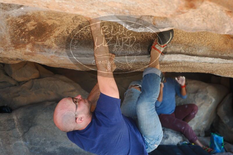 

Filename: SRM_20180317_1128460.jpg
Aperture: f/4.0
Shutter Speed: 1/320
Body: Canon EOS-1D Mark II
Lens: Canon EF 50mm f/1.8 II