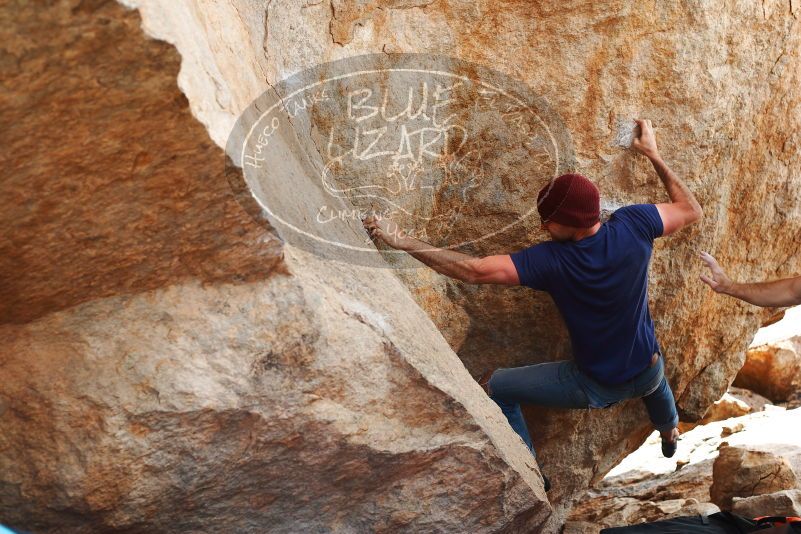 

Filename: SRM_20180317_1427040.jpg
Aperture: f/4.0
Shutter Speed: 1/320
Body: Canon EOS-1D Mark II
Lens: Canon EF 50mm f/1.8 II