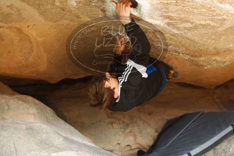 

Filename: SRM_20180312_0931190.jpg
Aperture: f/4.0
Shutter Speed: 1/320
Body: Canon EOS-1D Mark II
Lens: Canon EF 50mm f/1.8 II