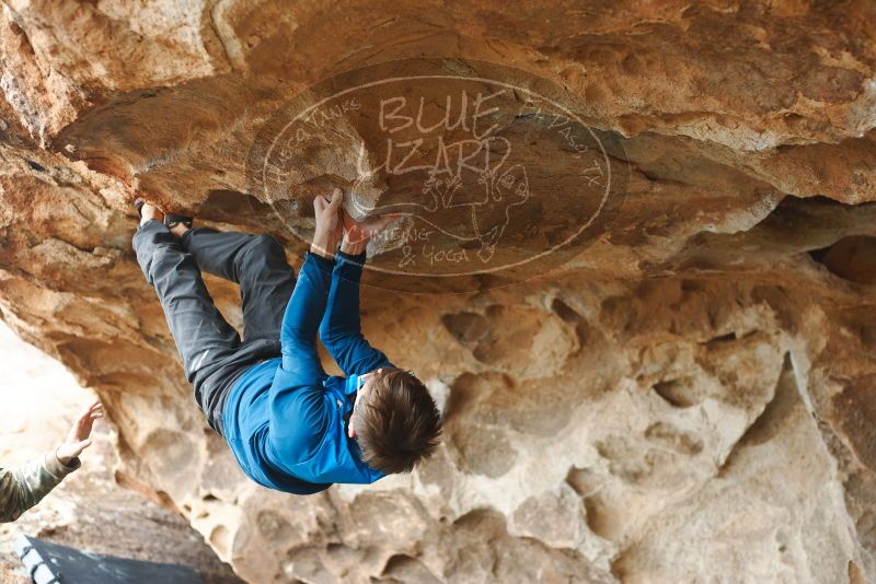 

Filename: SRM_20180312_1436020.jpg
Aperture: f/2.8
Shutter Speed: 1/320
Body: Canon EOS-1D Mark II
Lens: Canon EF 50mm f/1.8 II