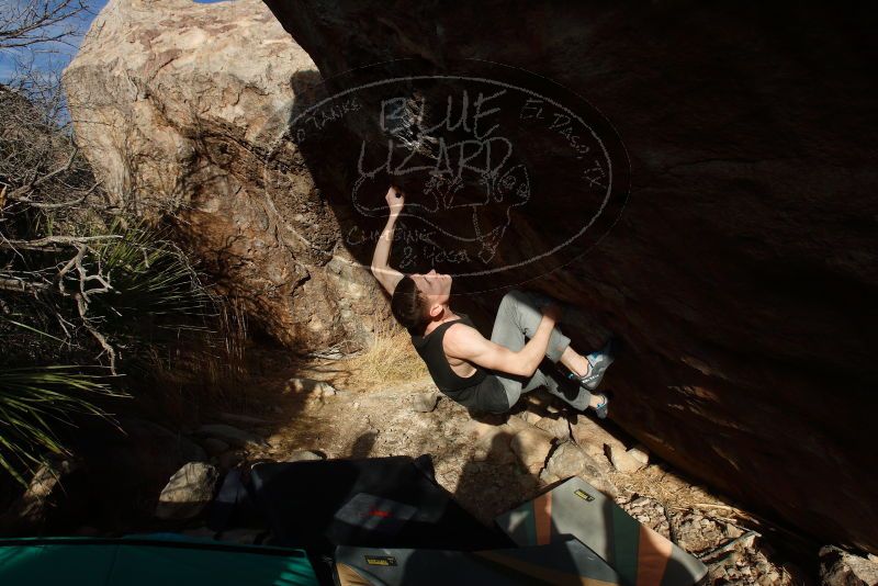 

Filename: SRM_20180312_1732150.jpg
Aperture: f/8.0
Shutter Speed: 1/250
Body: Canon EOS-1D Mark II
Lens: Canon EF 16-35mm f/2.8 L