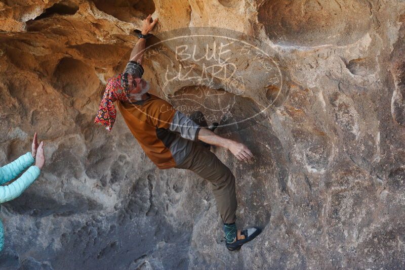 

Filename: SRM_20180312_1558340.jpg
Aperture: f/4.0
Shutter Speed: 1/400
Body: Canon EOS-1D Mark II
Lens: Canon EF 50mm f/1.8 II