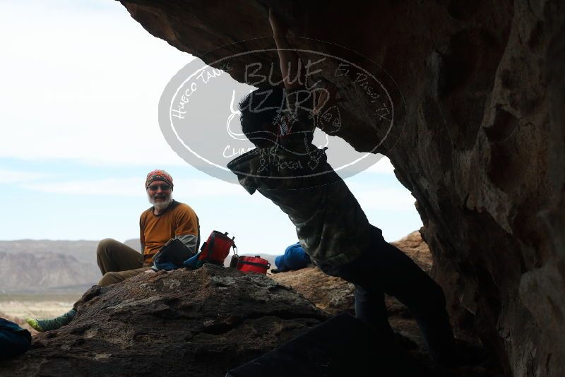 

Filename: SRM_20180312_1459190.jpg
Aperture: f/4.0
Shutter Speed: 1/1600
Body: Canon EOS-1D Mark II
Lens: Canon EF 50mm f/1.8 II