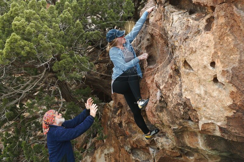 

Filename: SRM_20180312_1422190.jpg
Aperture: f/4.0
Shutter Speed: 1/500
Body: Canon EOS-1D Mark II
Lens: Canon EF 50mm f/1.8 II