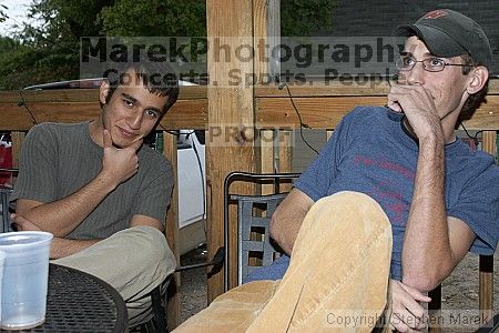 

Filename: crw_1455_std.jpg
Aperture: f/7.1
Shutter Speed: 1/160
Body: Canon EOS DIGITAL REBEL
Lens: Canon EF-S 18-55mm f/3.5-5.6