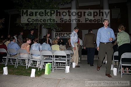 

Filename: crw_1026_std.jpg
Aperture: f/3.5
Shutter Speed: 1/200
Body: Canon EOS DIGITAL REBEL
Lens: Canon EF-S 18-55mm f/3.5-5.6