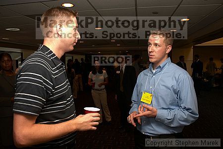 

Filename: crw_0852_std.jpg
Aperture: f/5.0
Shutter Speed: 1/60
Body: Canon EOS DIGITAL REBEL
Lens: Canon EF-S 18-55mm f/3.5-5.6