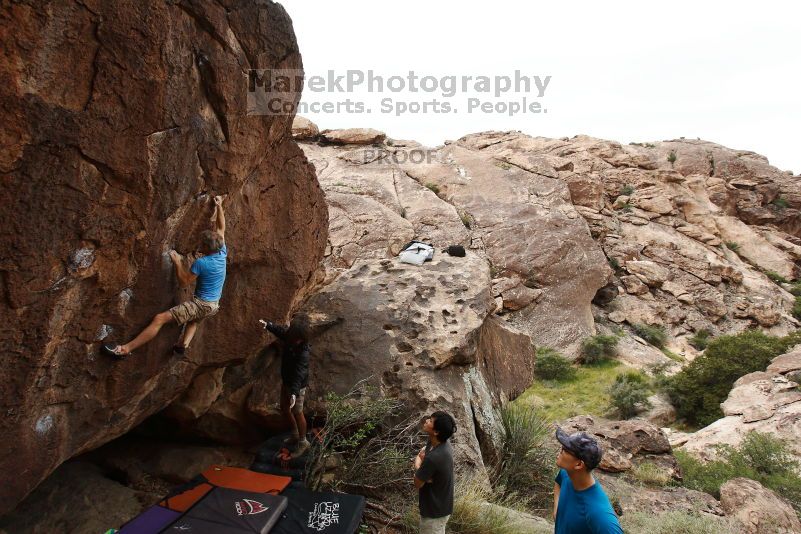 Bouldering in Hueco Tanks on 10/19/2018 with Blue Lizard Climbing and Yoga
Filename: SRM_20181019_1456360.jpg
Aperture: f/5.6
Shutter Speed: 1/640
Body: Canon EOS-1D Mark II
Lens: Canon EF 16-35mm f/2.8 L