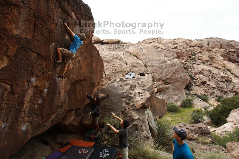 Bouldering in Hueco Tanks on 10/19/2018 with Blue Lizard Climbing and Yoga
Filename: SRM_20181019_1456580.jpg
Aperture: f/5.6
Shutter Speed: 1/640
Body: Canon EOS-1D Mark II
Lens: Canon EF 16-35mm f/2.8 L