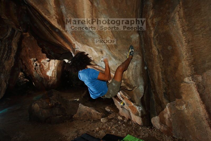 Bouldering in Hueco Tanks on 10/19/2018 with Blue Lizard Climbing and Yoga
Filename: SRM_20181019_1731410.jpg
Aperture: f/7.1
Shutter Speed: 1/250
Body: Canon EOS-1D Mark II
Lens: Canon EF 16-35mm f/2.8 L