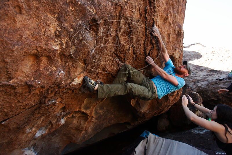 Bouldering in Hueco Tanks on 11/02/2018 with Blue Lizard Climbing and Yoga
Filename: SRM_20181102_1135200.jpg
Aperture: f/4.0
Shutter Speed: 1/800
Body: Canon EOS-1D Mark II
Lens: Canon EF 16-35mm f/2.8 L