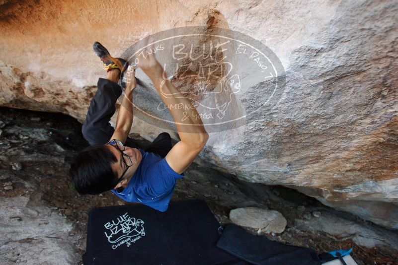 Bouldering in Hueco Tanks on 11/02/2018 with Blue Lizard Climbing and Yoga
Filename: SRM_20181102_1212220.jpg
Aperture: f/4.0
Shutter Speed: 1/200
Body: Canon EOS-1D Mark II
Lens: Canon EF 16-35mm f/2.8 L