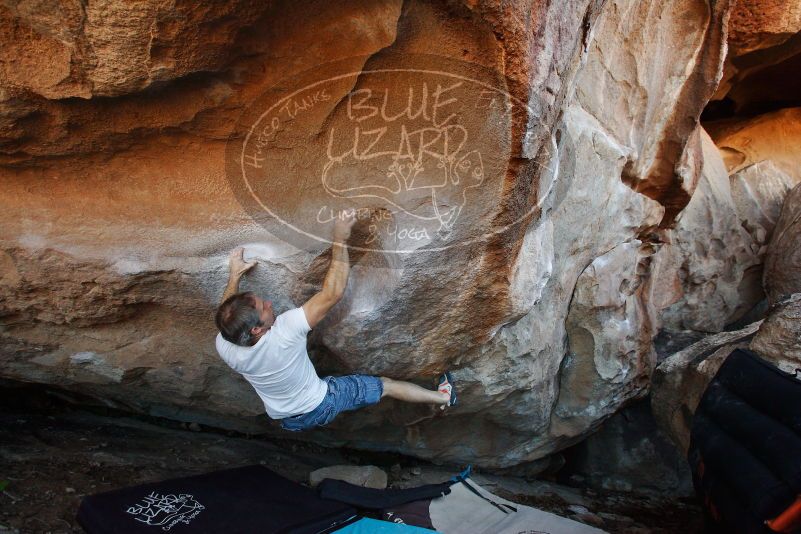 Bouldering in Hueco Tanks on 11/02/2018 with Blue Lizard Climbing and Yoga
Filename: SRM_20181102_1223130.jpg
Aperture: f/4.0
Shutter Speed: 1/320
Body: Canon EOS-1D Mark II
Lens: Canon EF 16-35mm f/2.8 L