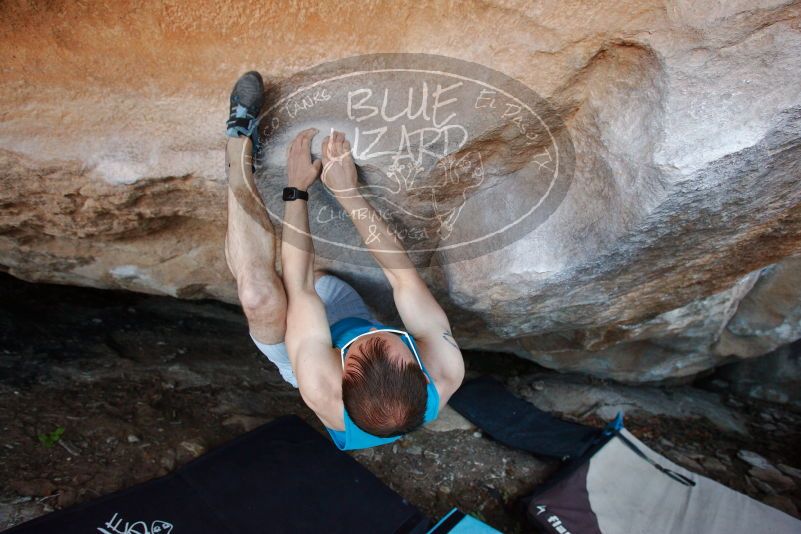 Bouldering in Hueco Tanks on 11/02/2018 with Blue Lizard Climbing and Yoga
Filename: SRM_20181102_1233510.jpg
Aperture: f/4.0
Shutter Speed: 1/250
Body: Canon EOS-1D Mark II
Lens: Canon EF 16-35mm f/2.8 L