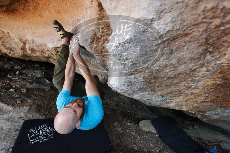 Bouldering in Hueco Tanks on 11/02/2018 with Blue Lizard Climbing and Yoga
Filename: SRM_20181102_1245170.jpg
Aperture: f/4.0
Shutter Speed: 1/250
Body: Canon EOS-1D Mark II
Lens: Canon EF 16-35mm f/2.8 L