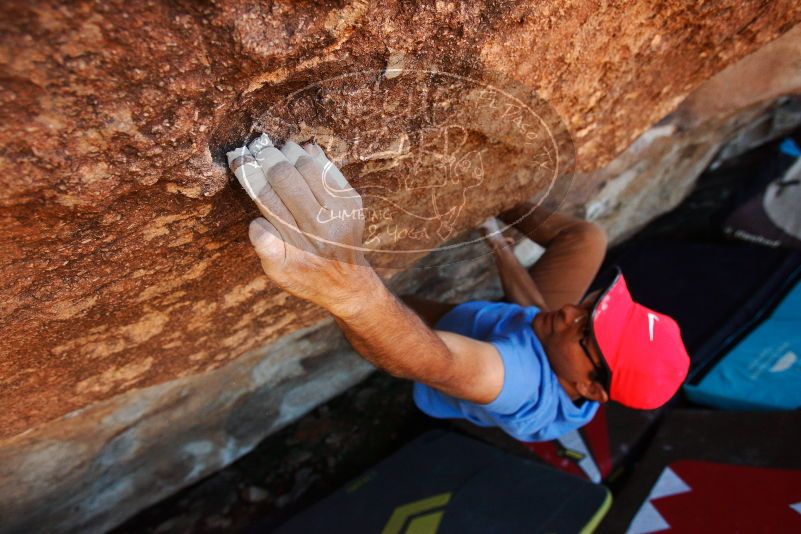 Bouldering in Hueco Tanks on 11/02/2018 with Blue Lizard Climbing and Yoga
Filename: SRM_20181102_1400090.jpg
Aperture: f/4.0
Shutter Speed: 1/400
Body: Canon EOS-1D Mark II
Lens: Canon EF 16-35mm f/2.8 L