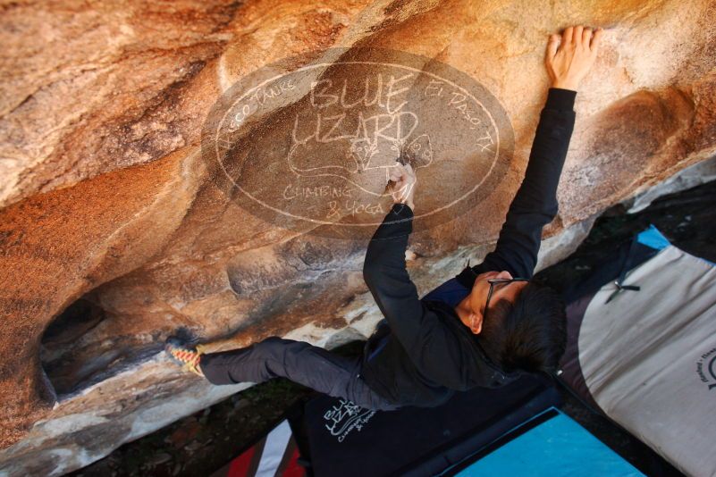 Bouldering in Hueco Tanks on 11/02/2018 with Blue Lizard Climbing and Yoga
Filename: SRM_20181102_1404260.jpg
Aperture: f/4.5
Shutter Speed: 1/160
Body: Canon EOS-1D Mark II
Lens: Canon EF 16-35mm f/2.8 L