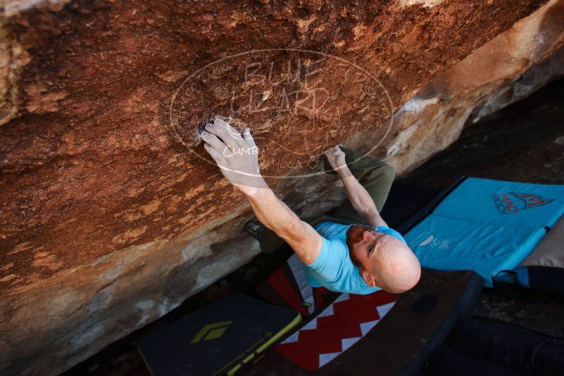Bouldering in Hueco Tanks on 11/02/2018 with Blue Lizard Climbing and Yoga
Filename: SRM_20181102_1502022.jpg
Aperture: f/4.0
Shutter Speed: 1/400
Body: Canon EOS-1D Mark II
Lens: Canon EF 16-35mm f/2.8 L
