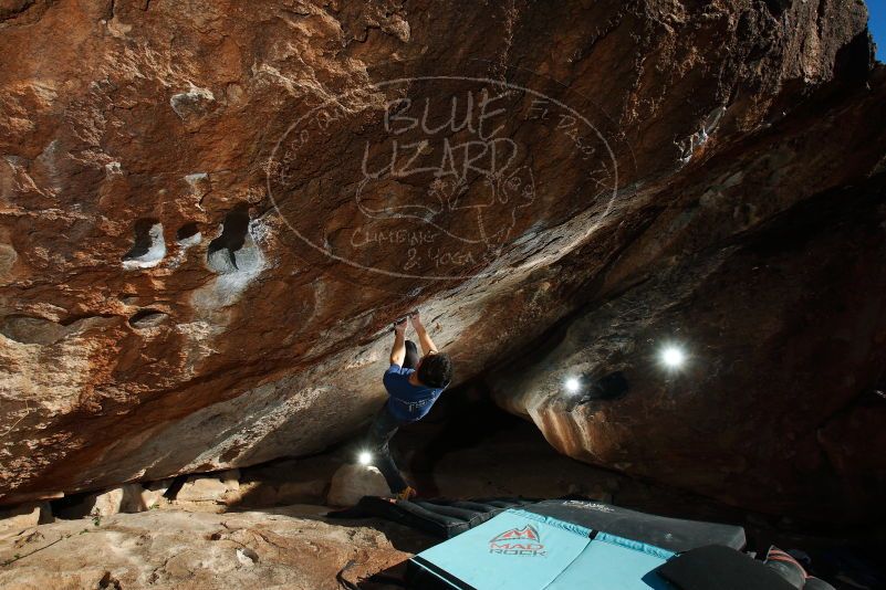Bouldering in Hueco Tanks on 11/02/2018 with Blue Lizard Climbing and Yoga
Filename: SRM_20181102_1619270.jpg
Aperture: f/9.0
Shutter Speed: 1/250
Body: Canon EOS-1D Mark II
Lens: Canon EF 16-35mm f/2.8 L