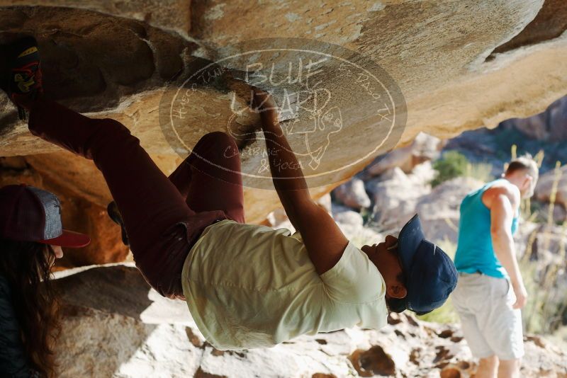 Bouldering in Hueco Tanks on 11/03/2018 with Blue Lizard Climbing and Yoga
Filename: SRM_20181103_1000360.jpg
Aperture: f/4.0
Shutter Speed: 1/1000
Body: Canon EOS-1D Mark II
Lens: Canon EF 50mm f/1.8 II