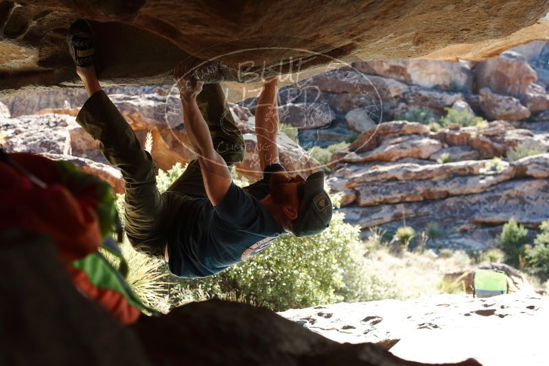 Bouldering in Hueco Tanks on 11/03/2018 with Blue Lizard Climbing and Yoga

Filename: SRM_20181103_1014220.jpg
Aperture: f/5.6
Shutter Speed: 1/320
Body: Canon EOS-1D Mark II
Lens: Canon EF 50mm f/1.8 II