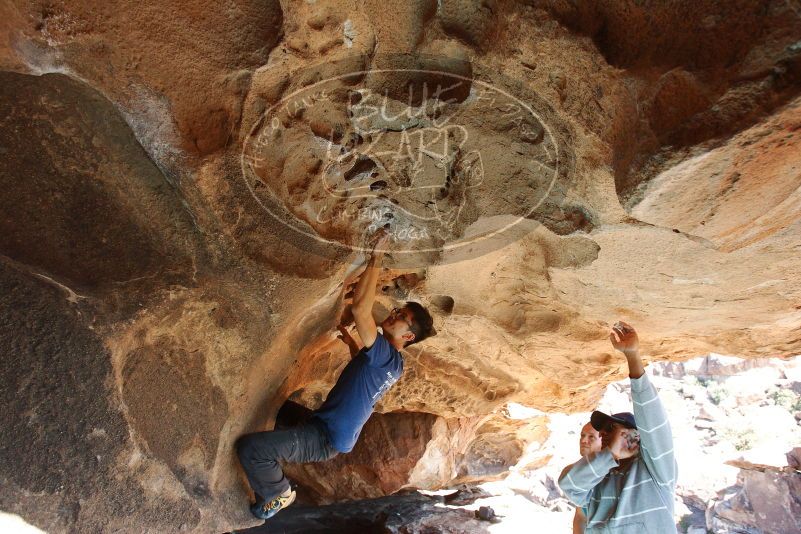Bouldering in Hueco Tanks on 11/03/2018 with Blue Lizard Climbing and Yoga

Filename: SRM_20181103_1435331.jpg
Aperture: f/5.6
Shutter Speed: 1/250
Body: Canon EOS-1D Mark II
Lens: Canon EF 16-35mm f/2.8 L