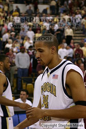 

Filename: img_3179_std.jpg
Aperture: f/2.8
Shutter Speed: 1/400
Body: Canon EOS DIGITAL REBEL
Lens: Canon EF 50mm f/1.8 II