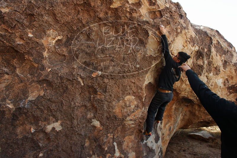 Bouldering in Hueco Tanks on 11/04/2018 with Blue Lizard Climbing and Yoga
Filename: SRM_20181104_1026480.jpg
Aperture: f/5.0
Shutter Speed: 1/320
Body: Canon EOS-1D Mark II
Lens: Canon EF 16-35mm f/2.8 L