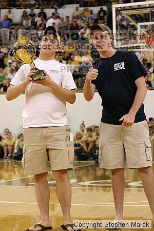 

Filename: img_3079_std.jpg
Aperture: f/2.8
Shutter Speed: 1/640
Body: Canon EOS DIGITAL REBEL
Lens: Canon EF 50mm f/1.8 II