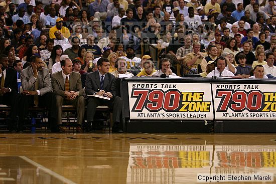 

Filename: img_3104_std.jpg
Aperture: f/2.8
Shutter Speed: 1/400
Body: Canon EOS DIGITAL REBEL
Lens: Canon EF 80-200mm f/2.8 L